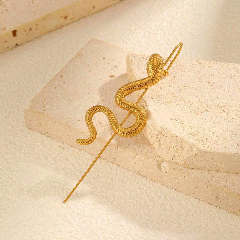 1 Piece Helix Hooks Earrings Ear Wrap Crawler Hook Earrings For Women, Snake Serpent C close-up view