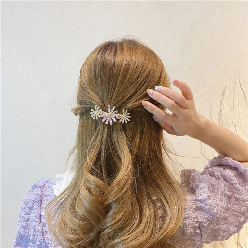 Korean Style Crystal Daisy Flower Hair Clip Spring Clip High-end Women's Back of Head Half-tied Hairpin Alloy Hair Accessories