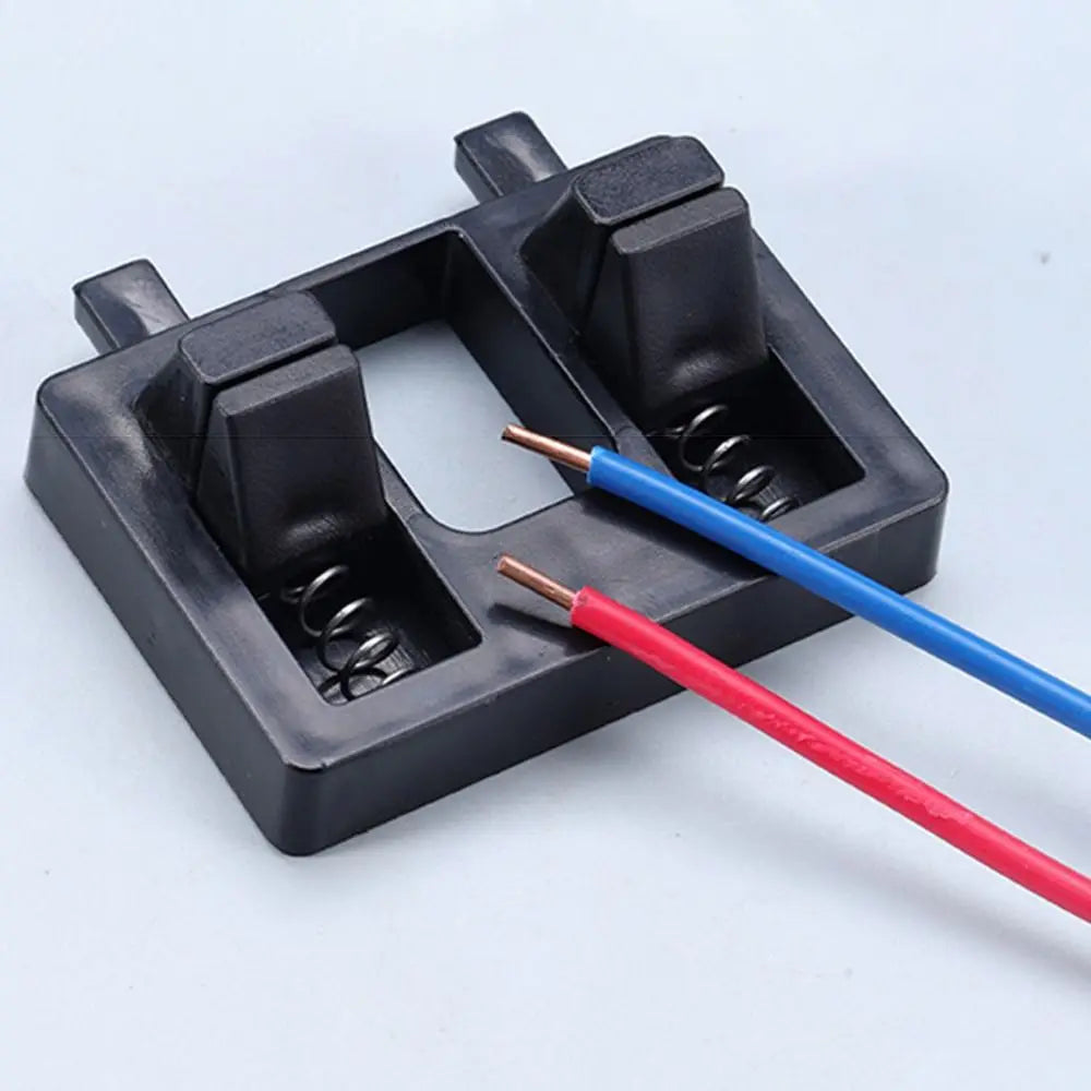 Welding Wire Fixture | 3D Printer Soldering Tool with Adjustable Suction Bracket close-up view