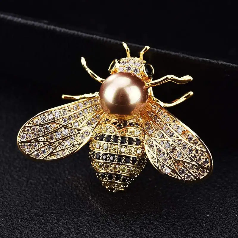 Retro Blue Crystal Big Waterdrop Pendant Brooch for Women Full of Rhinestone Brooch Pin Clothing Accessories Vintage Jewelry