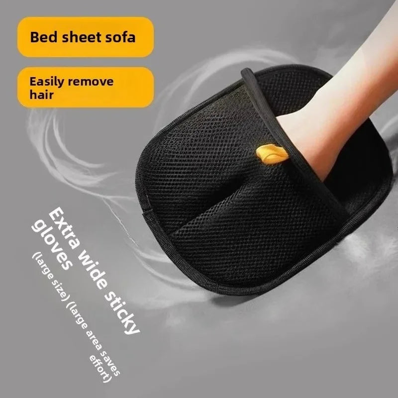 Efficient Pet Hair Cleaning Gloves Depilation Brushing Tools For Dog Cat Grooming Soft close-up view