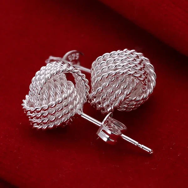 Top Quality 925 Sterling Silver Earrings Simple Round Circle Hoop Earrings For Woman F close-up view