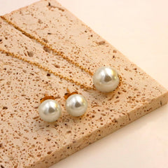 316L Stainless Steel FashionElegant One Pearl Necklace Charms Chain Choker Necklaces & close-up view