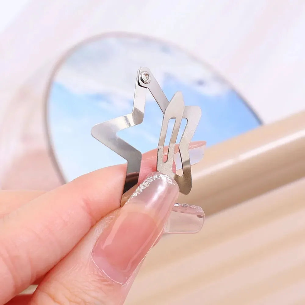 10/25/50/100/200pcs Y2K Silver Star Hair Clips for Girls Metal Snap Clip Hairpins Barr close-up view