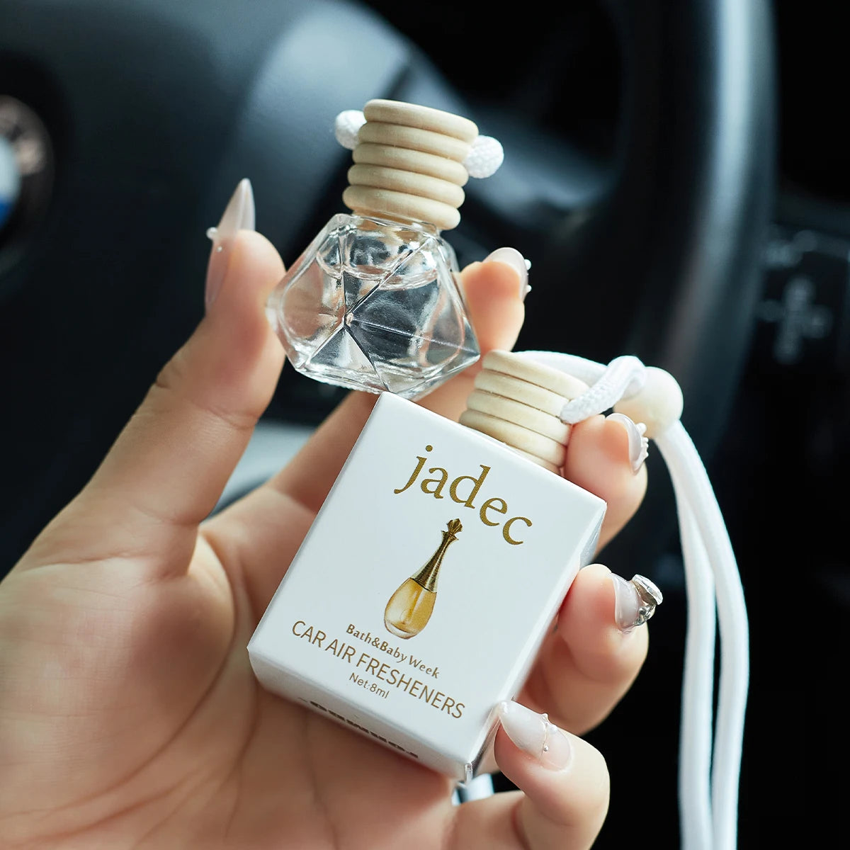 Long-Lasting Liquid Car Air Freshener detail view