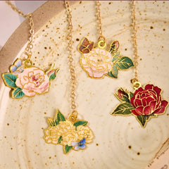 Retro Metal Aesthetic Rose Bookmark Pendant Chinese Style Floral Painting Bookmark St alternate view
