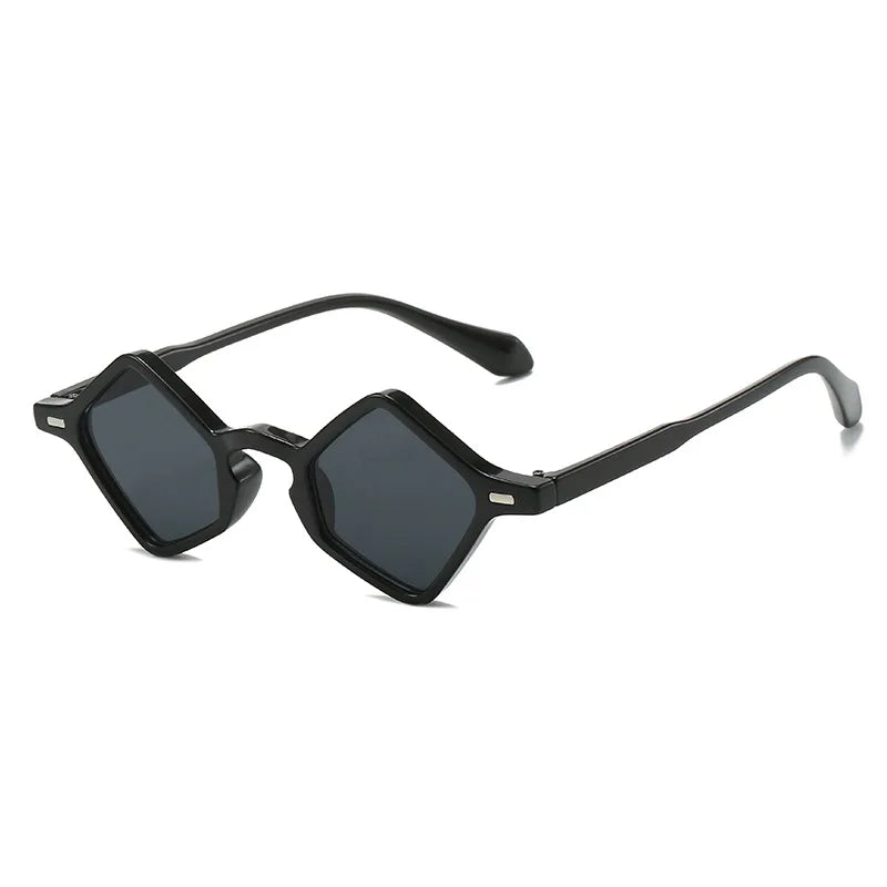 New Fashion Ins Popular Small Polygon Square Sunglasses Women Clear Ocean Lens Shades Men Trending Rivets Sun Glasses UV400