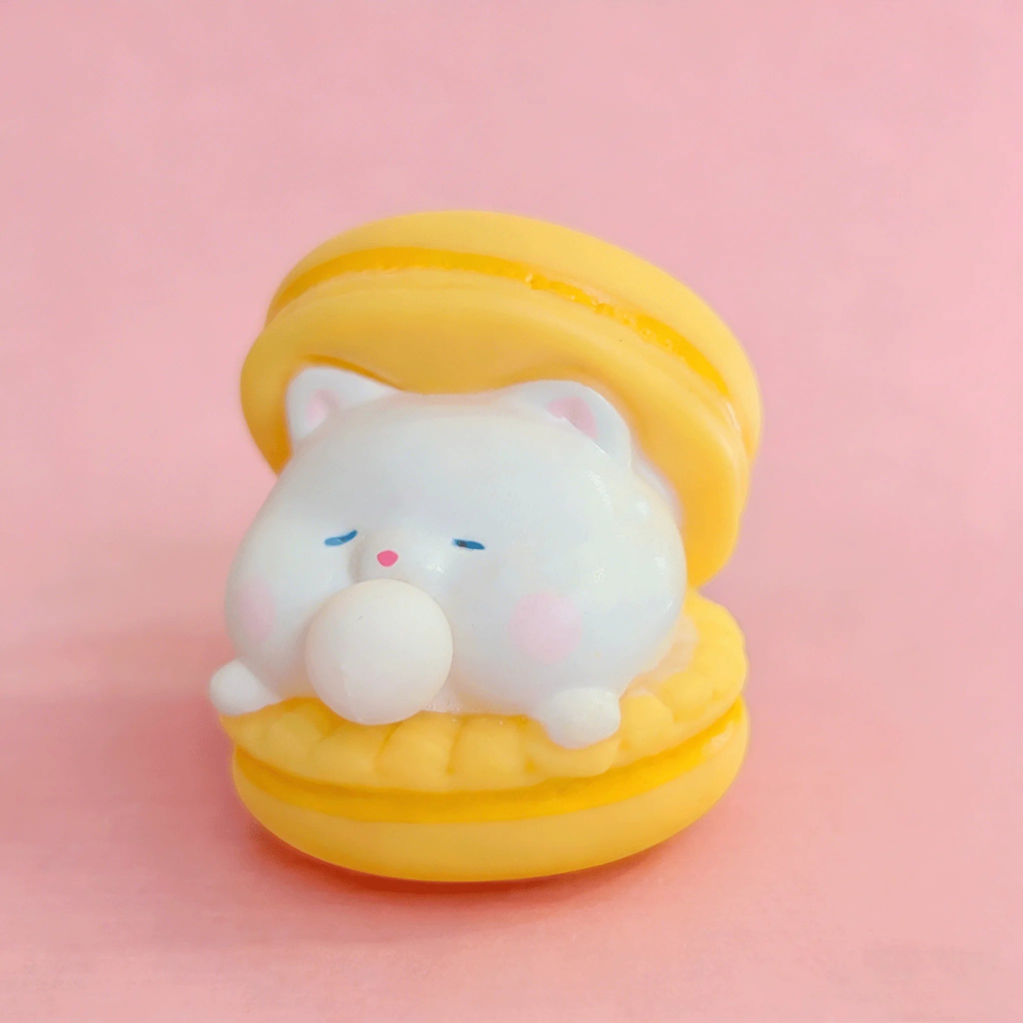 Cute Animal Frog Spitting Bubble Burger Stress Relief Pinch Children's Toys Office Fun close-up view