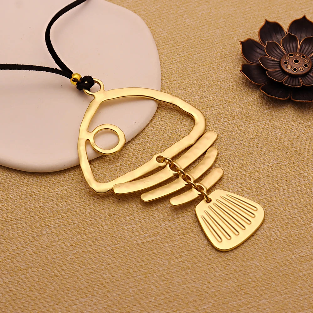 1 Piece Matte Golden Large Fishbone Punk Pendant Bohemia Long Chain Necklace Jewellery close-up view