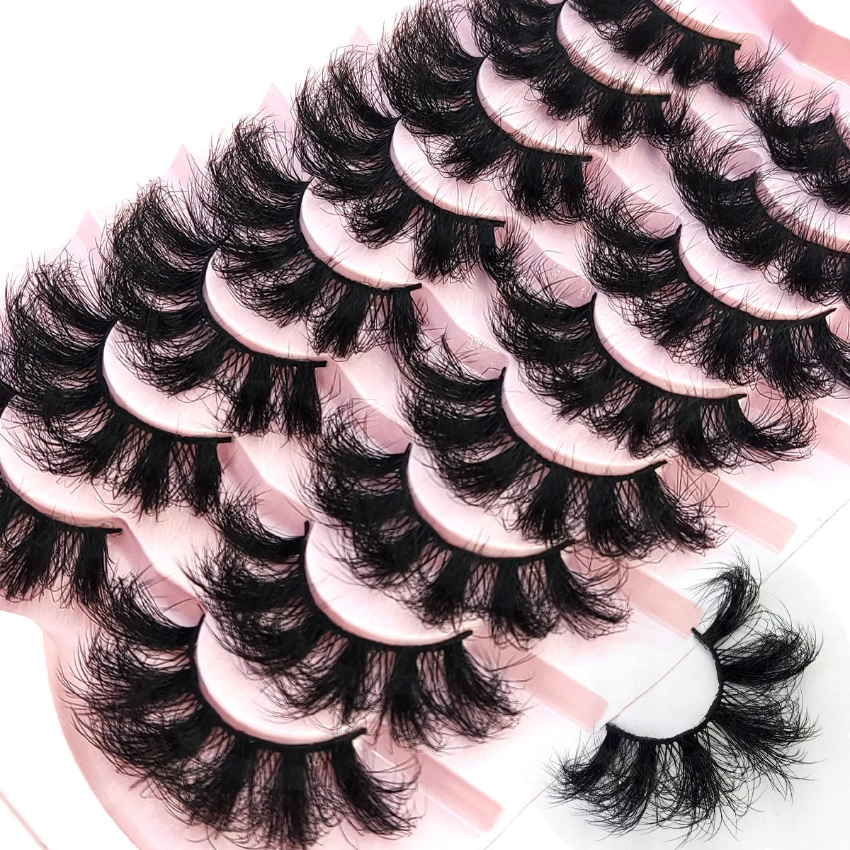 5-8 Pairs Natural Russian Striped Mink Lashes | 3D Volume Wavy False Eyelash Extensions detail view
