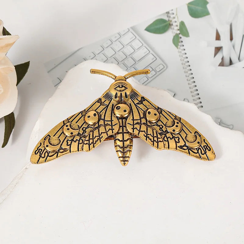 1pc Retro Insect Series Hairpins Zinc Alloy Moth Hairpin Spring Clips Women's Versatile Hair Accessories