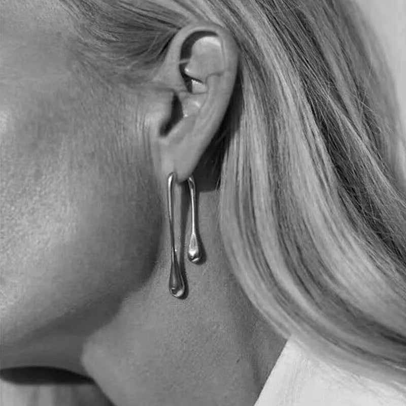 Metal Water Drop Long Pendant Earrings detail view