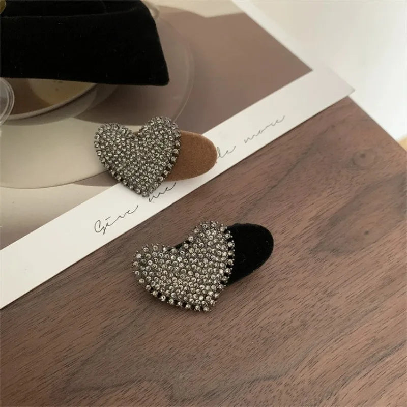 Beautiful Heart-shaped Hairpins for Women Shiny Rhinestone Small Spring Clip Hair Ornaments