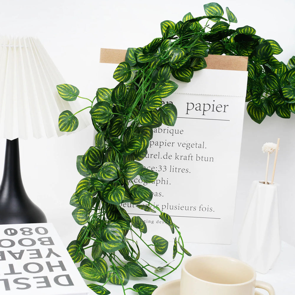200Cm Green Vine Silk Artificial Ivy Hanging close-up view