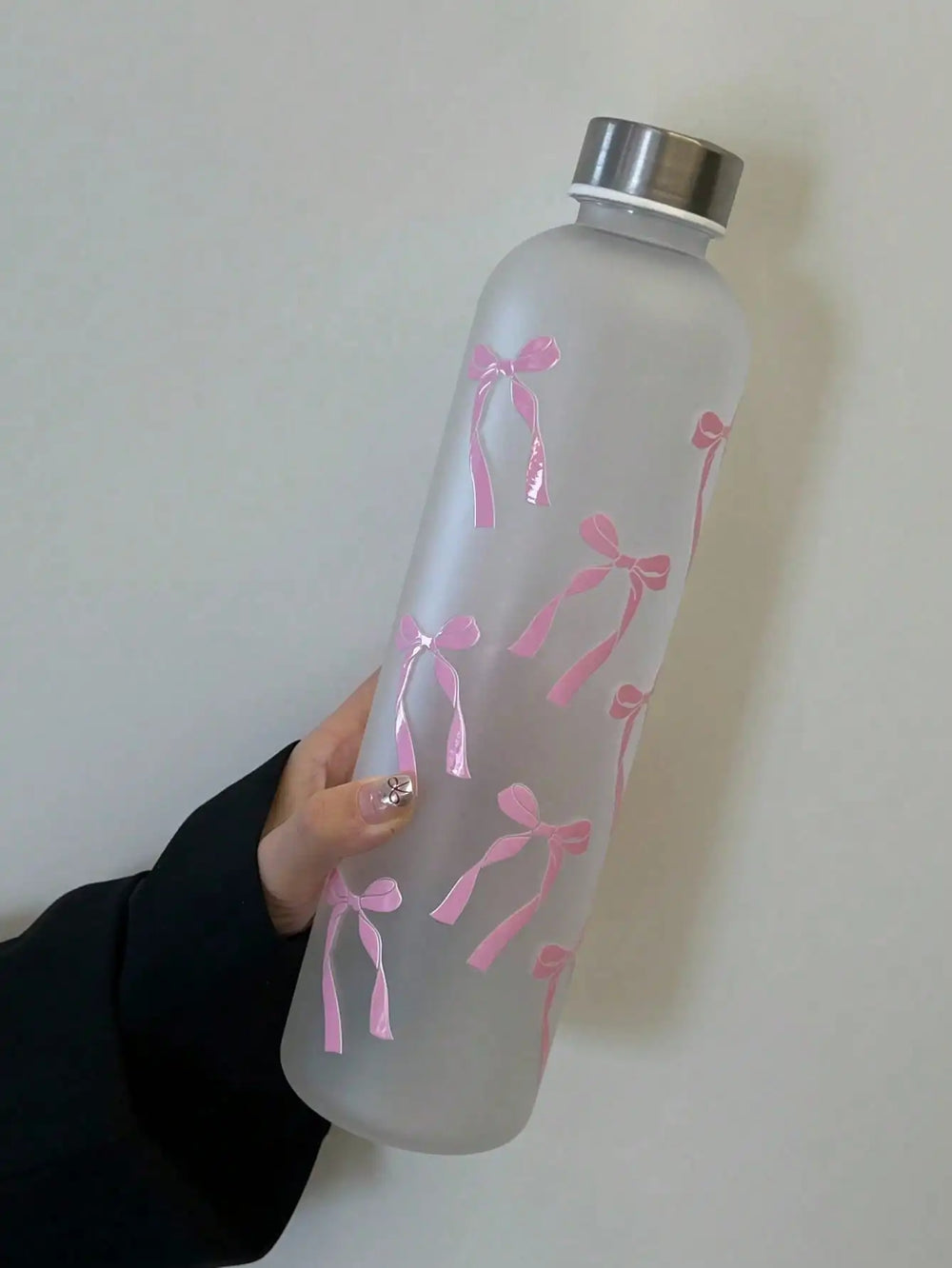 1000ml matte water cup | Original bow print design | Student cup frosted bow, stainless detail view