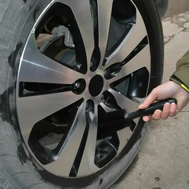 Microfiber Car Wheel Cleaning Brush For Wheels And Tires close-up view