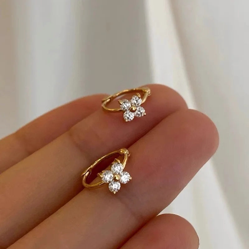 925 Silver Needle Simple Shiny Zircon Earrings Gold Plating Jewelry Crystal Stud Earring detail view