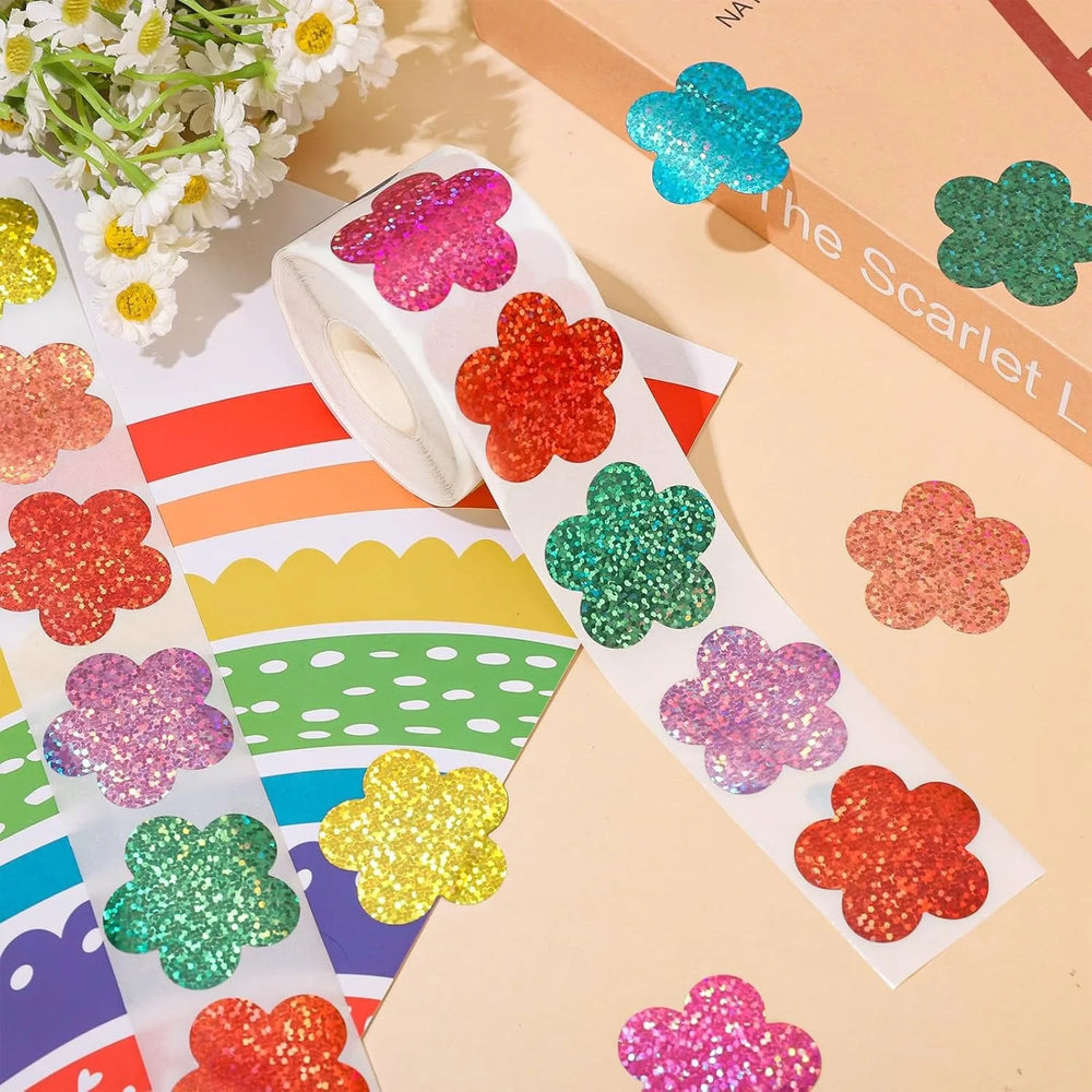 500pcs Laser Flower Sticker Roll Cute Flower Shape Sealing Sticker Color Waterproof Se close-up view