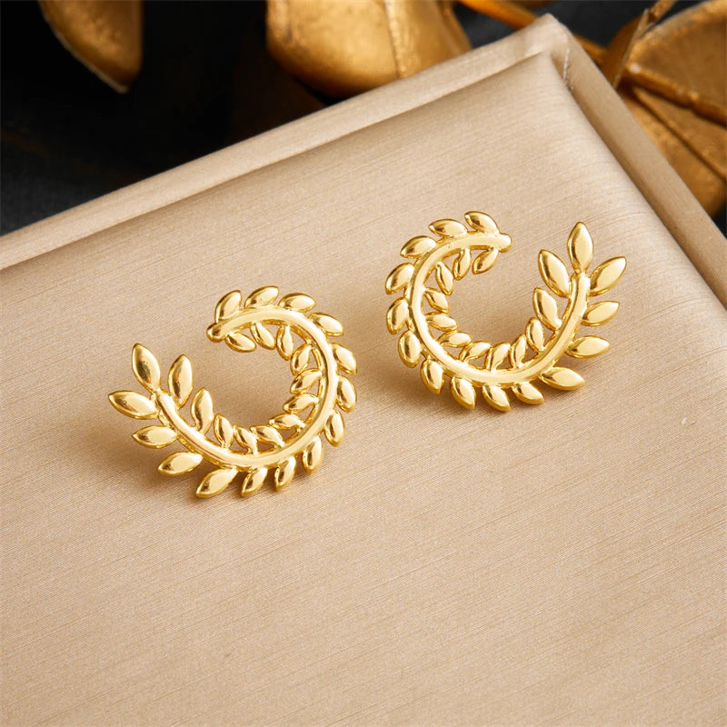 316L Stainless Steel Pearl Round Stud Earrings for Women lifestyle view