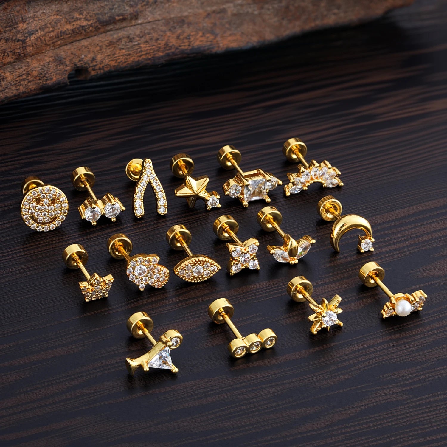 1pcs Crystals Zircon Ear Studs Smiling Crown Star-Style Earring Piercing Oreja Stainless Helix Cartilage Tragus Lobe Piercing