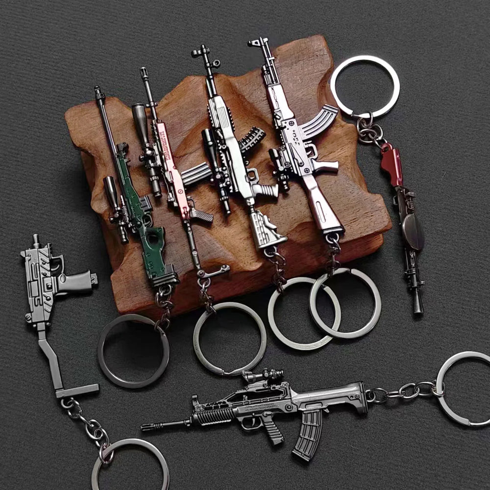 Mini Keychain Pendant Peace Elite 98k Alloy Gun Model PUBG Battlefield Boy Toy Handsome detail view