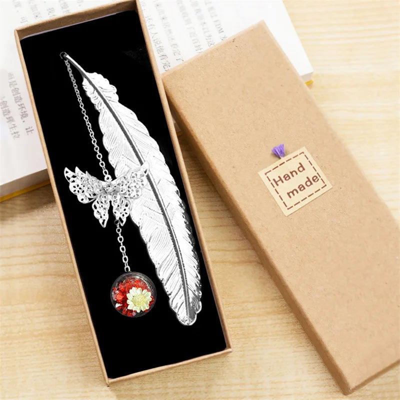 1Pcs Metal Feather Bookmark with Dried Flower Butterfly Boxed ,Teacher's Day Gift, Stu close-up view