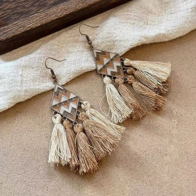 Cute Summer Flower Earrings Handmade Vacation Bohemian Earrings Exaggerated Beach Women detail view