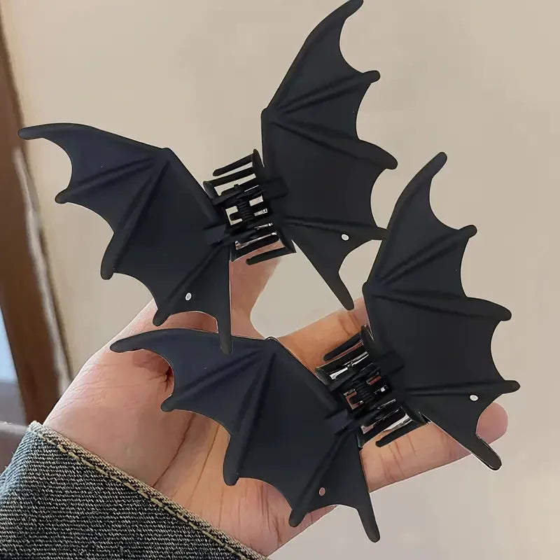 Gothic Bat Hair Clip Halloween Matte Black Gothic Punk-Style Animal Print Hairpin f additional angle