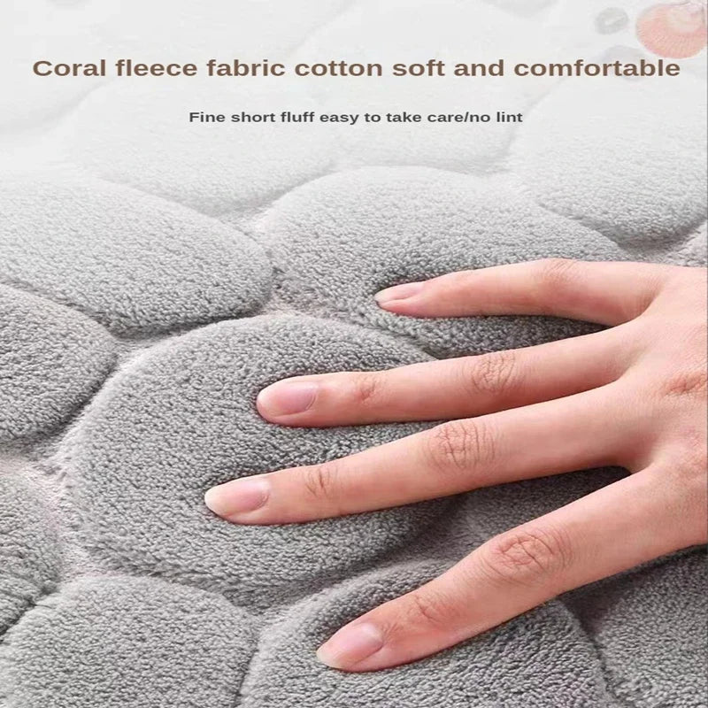 3D Non Slip Bathroom Mat Cobblestone Embossed Bath Mats Absorbent Doormat Carpet Door close-up view