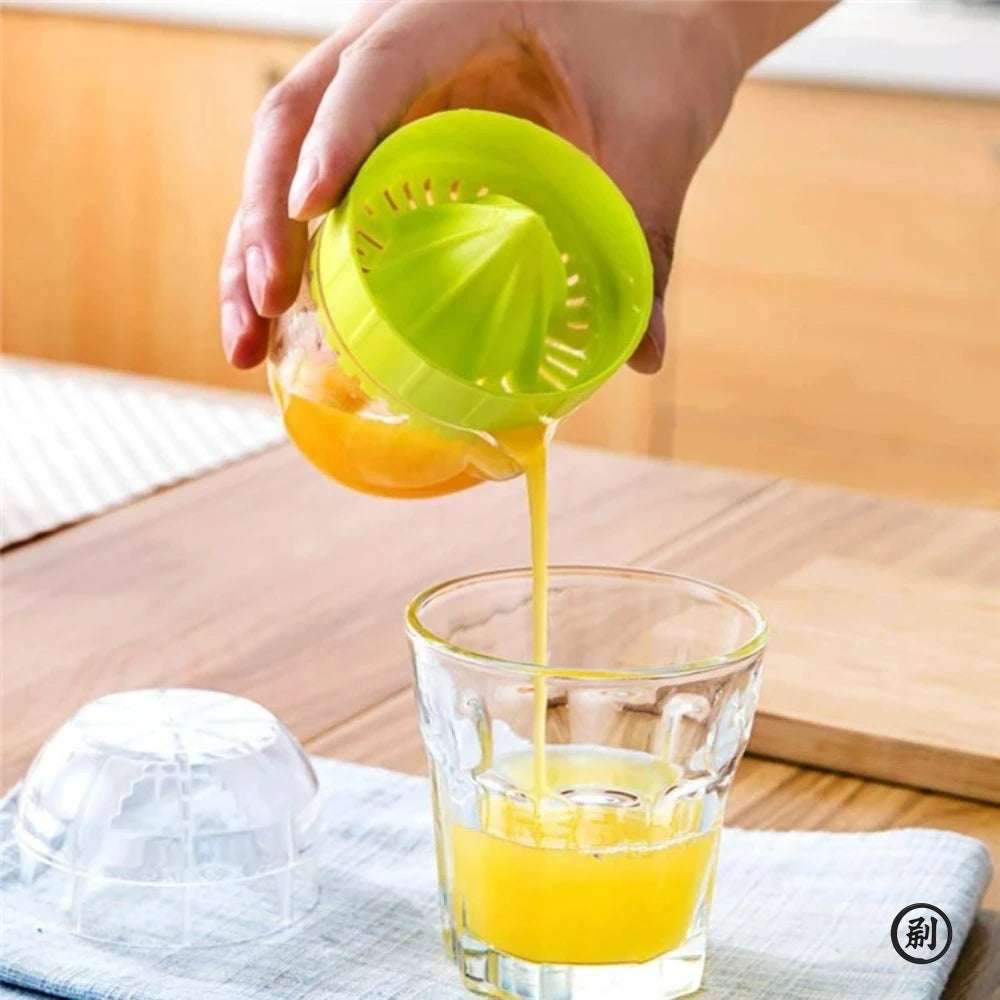 Manual Citrus Juicer with Lid | No Mess Lemon Squeezer for Fresh Juice alternate view