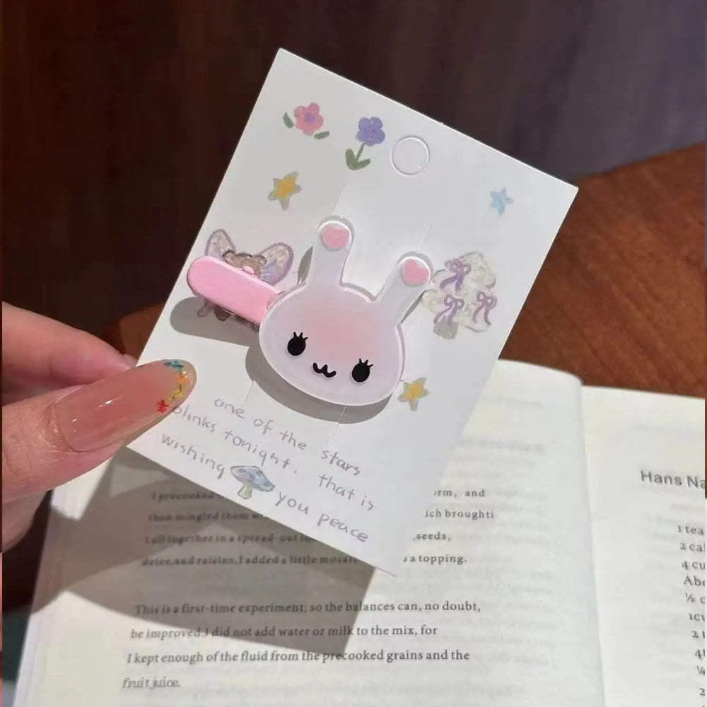 3-piece rabbit animal hair clip set, suitable for cute pink rabbit facial expressions close-up view