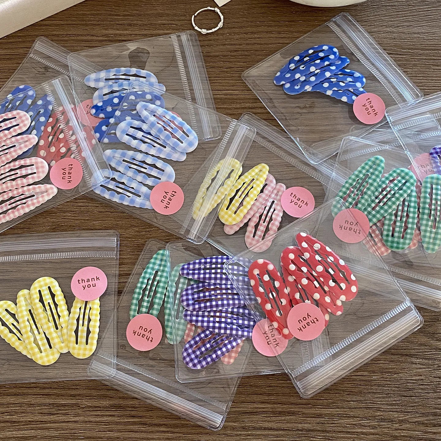 4pcs Academia Hair Clips for Children Cute Polka Dot & Plaid BB Clips Y2K School Girl Side Hair Pins Water-drop Wavy Shape Set