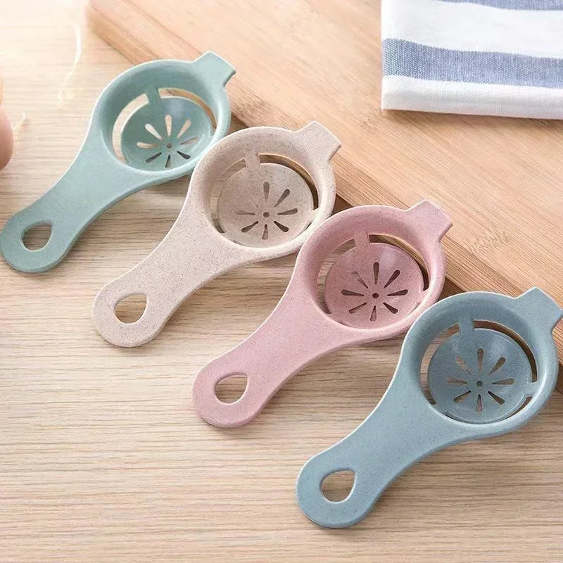Wheat Straw Egg Separator | Easy Yolk White Kitchen Tool detail view