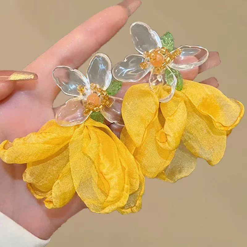 Cute Summer Flower Earrings Handmade Vacation Bohemian Earrings Exaggerated Beach Wom lifestyle view