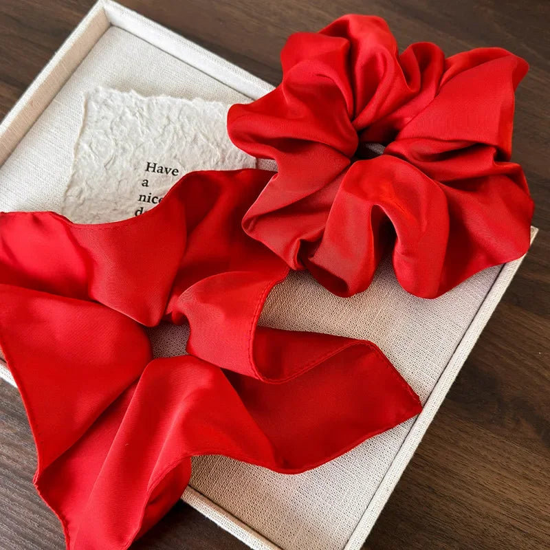 Retro Satin Red Color Hair Scrunchies Headband Women Temperament Hair Rope Tie Ponyta lifestyle view