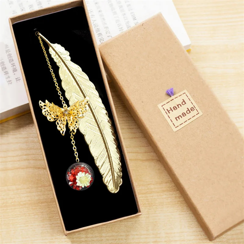 1Pcs Metal Feather Bookmark with Dried Flower Butterfly Boxed ,Teacher's Day Gift, Stu close-up view