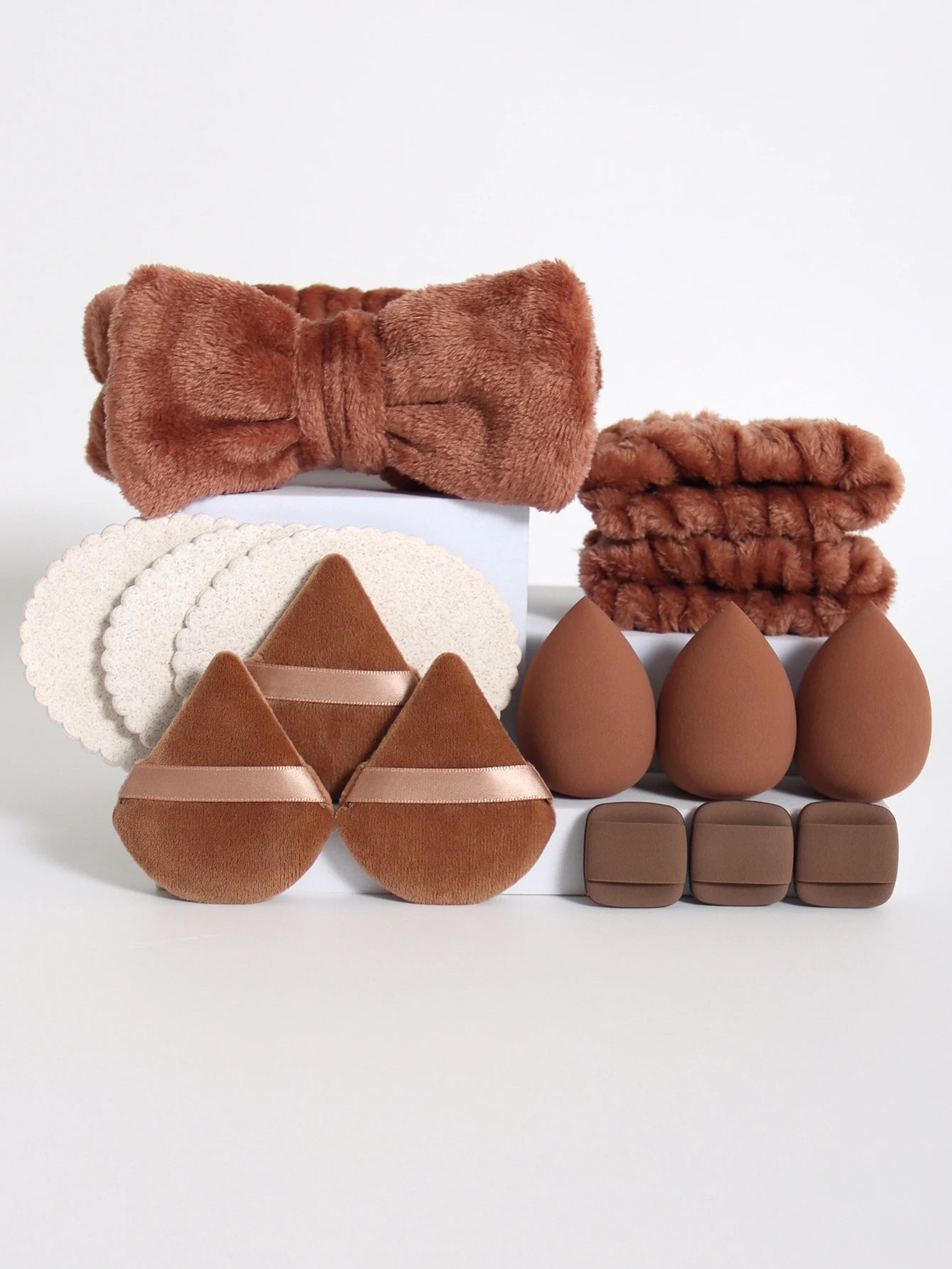 15Pcs Multi-Colored Fluffy Headband and Makeup Sponge Set | Sweet Style Beauty Kit detail view