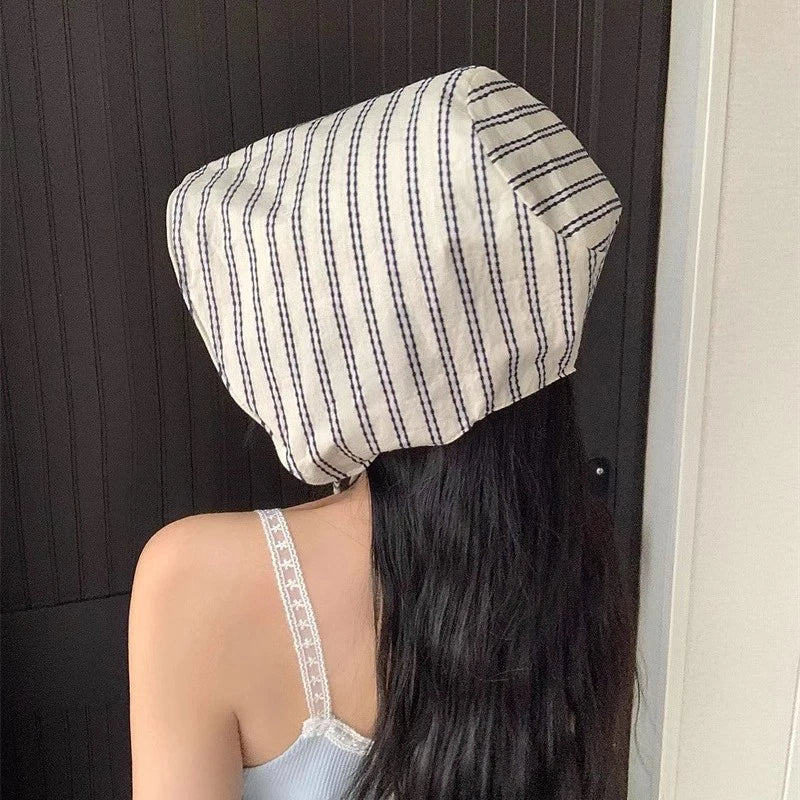 Women's Large Brim Foldable Bucket Hat with Chin Strap | Korean Style Striped Panama S close-up view