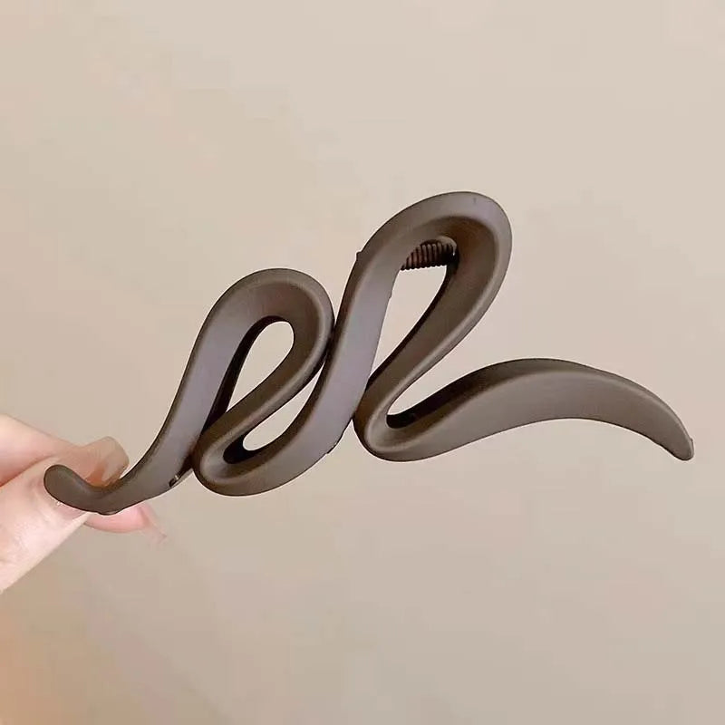 13cm Acrylic Hair Clips For Women Hairpin Matte Wave Hair Claw Clip Hair Accessories Girls Headwear 4 Colors New