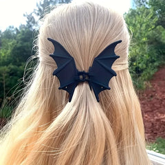 Gothic Bat Hair Clip Halloween Matte Black Gothic Punk-Style Animal Print Hairpin for Women, Elegant