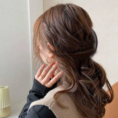 Acrylic Banana Hair Clip Fishtail Ponytail Clip for Women detail view