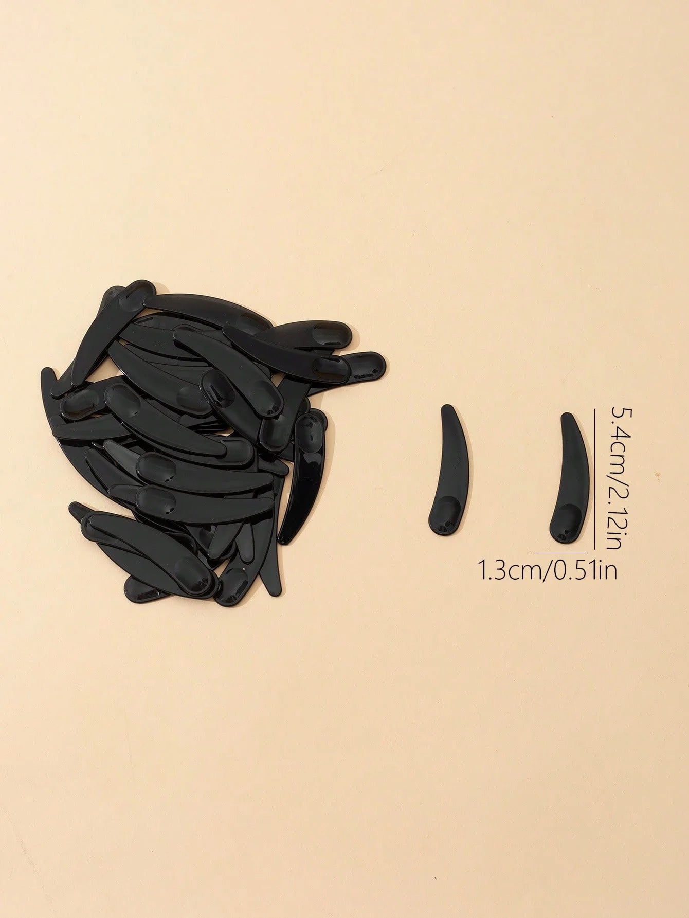 Plastic Face Cream Spoon Set | 50-Pack Crescent Spoons for Skincare lifestyle view