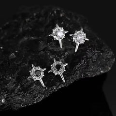 1Pair Zircon Star Magnet Ear Clip Stud Earrings for Men Women Couple Without Ear Holes close-up view