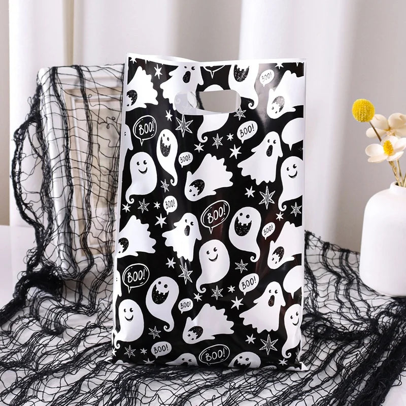 10/20/50pcs Scary Halloween Candy Bags Pumpkin Ghost close-up view