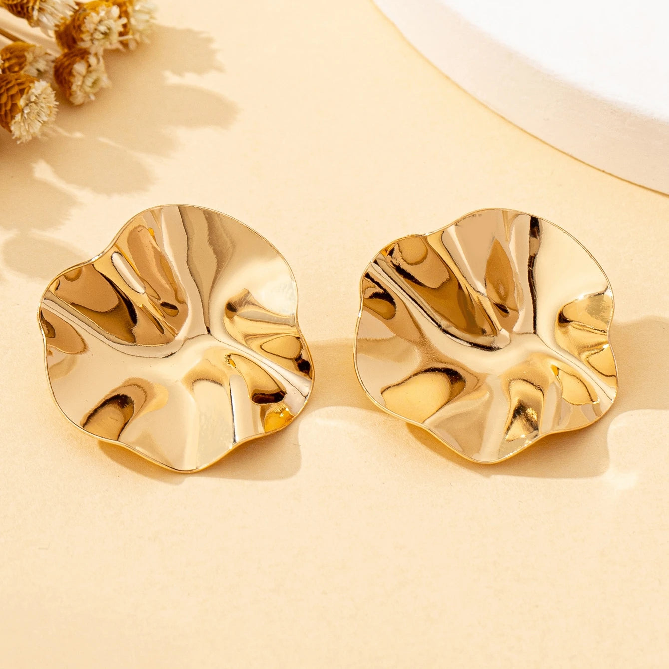 A Pair of Irregular Round Metal Stud Earrings Jewelry alternate view