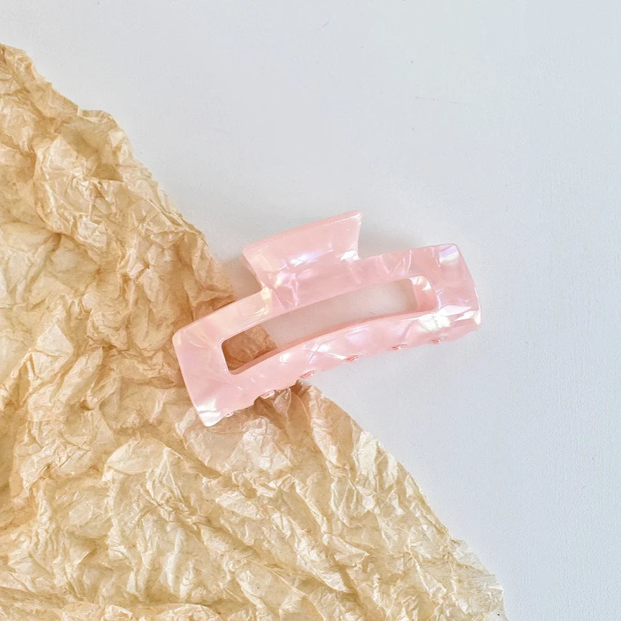 1 Set of Women's Acetic Acid Pearl Rectangular Hair Claw Suitable for All Kinds of Ha alternate view