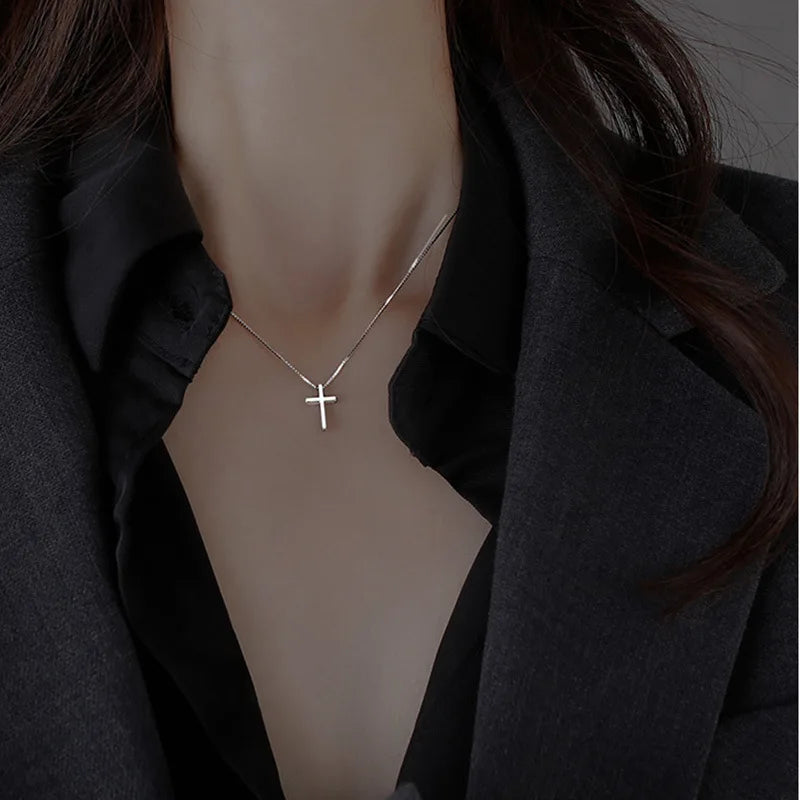 925 Sterling Silver Cross Necklace | Elegant Women's Pendant Jewelry detail view