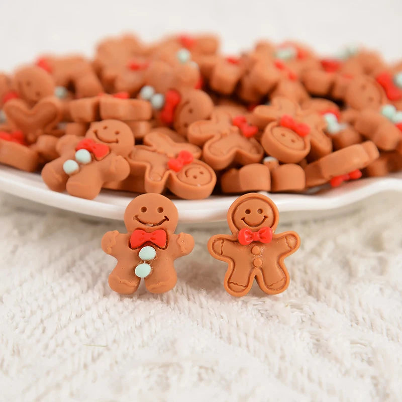 Christmas Gingerbread Man Resin Flatback Cabochon Figurine Set