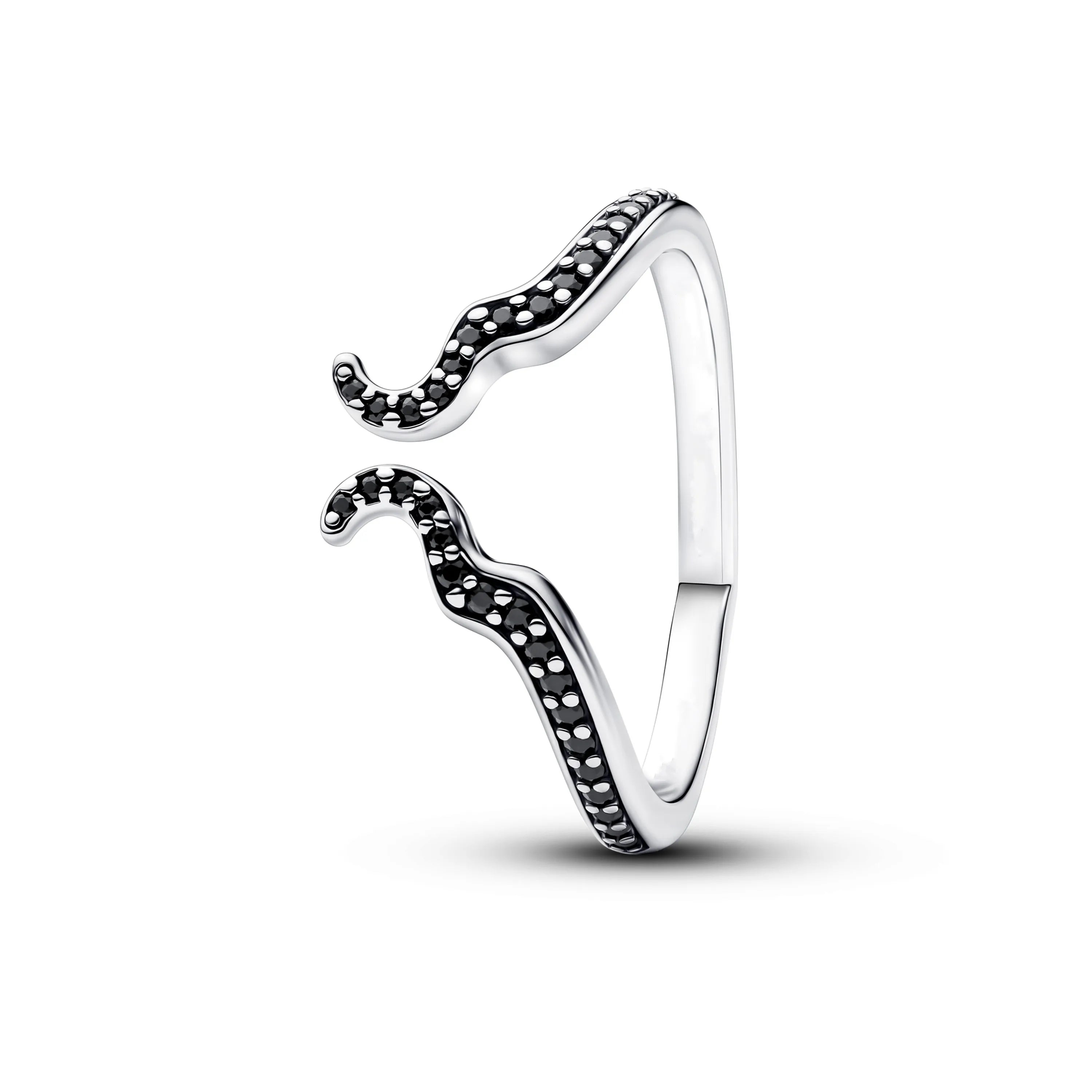 925 Sterling Silver Heart-Shaped Butterfly Flower Ring | Exquisite Charm Jewelry for H close-up view