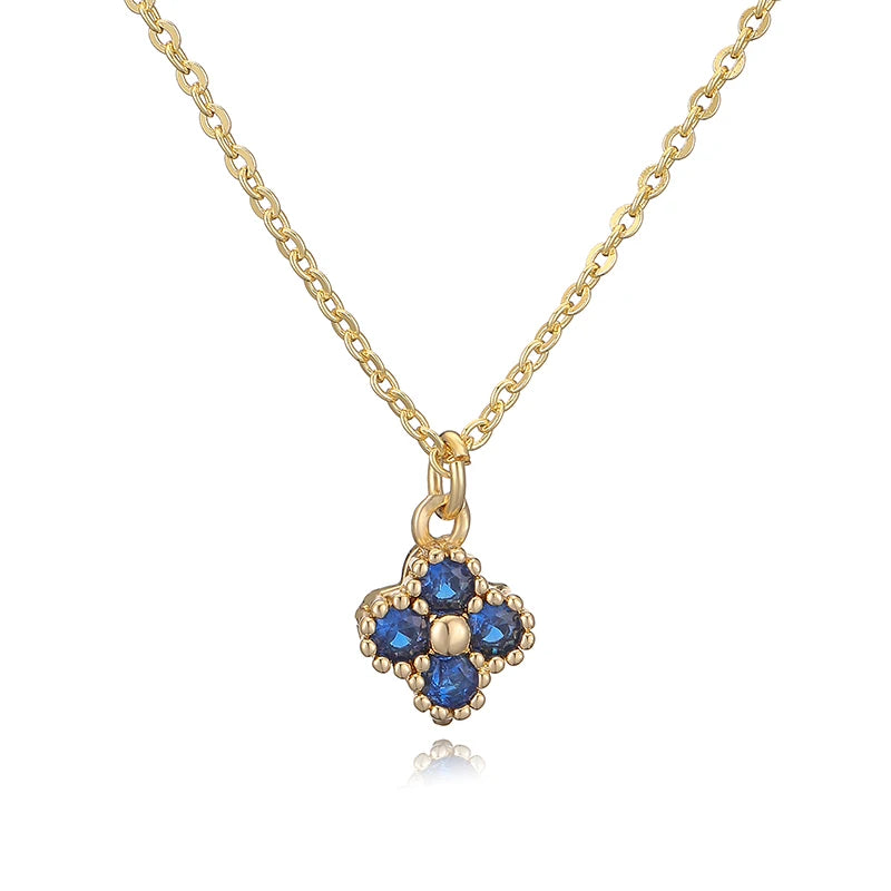 HECHENG, 18K Gold Plated Brass Cubic Zirconia Bijoux Exquisite Flower‑Shaped Women Nec close-up view
